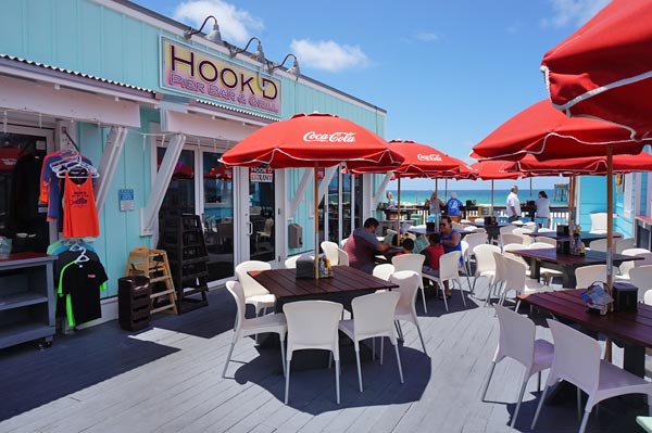 Off The Hook Bar and Grill, Outdoor Sports Bar in Panama City Beach