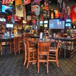 O’Quigley’s Seafood Steamer & Oyster Sports Bar – Kids Eat FREE Night – Destin